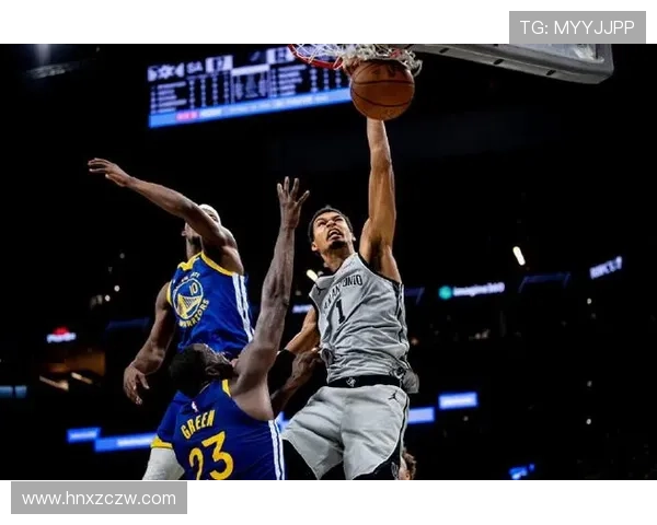 名记点评浓眉防守能力超群却被文班轻松突破如同路人甲 名记点评浓眉防守能力超群却被文班轻松突破如同路人甲